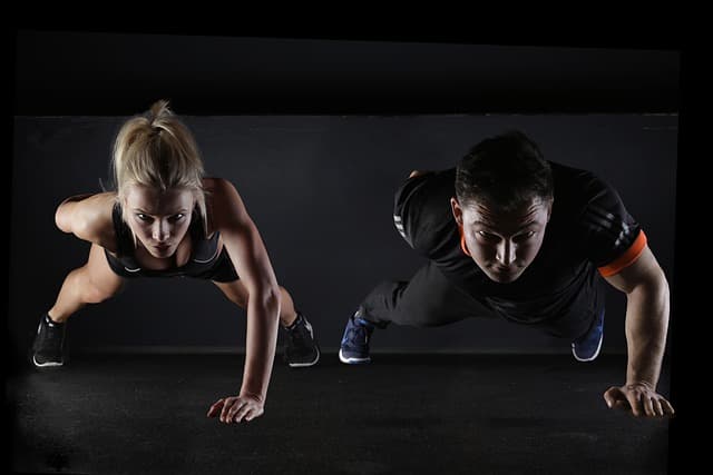 Tapis de yoga pour sport à domicile